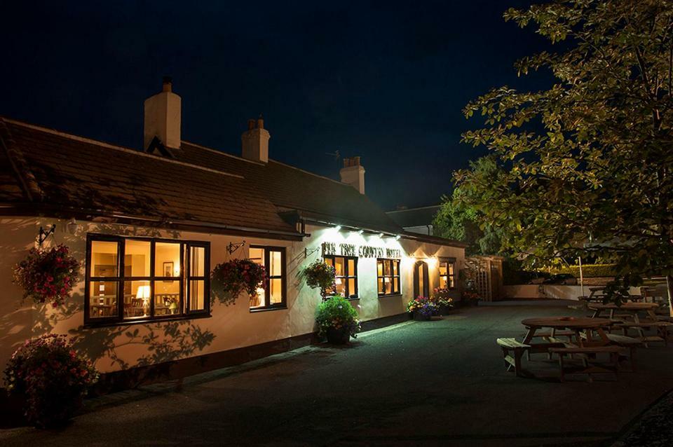 The Fir Tree Country Hotel Bagian luar foto